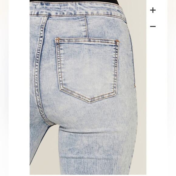 Free People Float On Indigo Marble Flare Jeans Size 28 - Picture 3 of 14